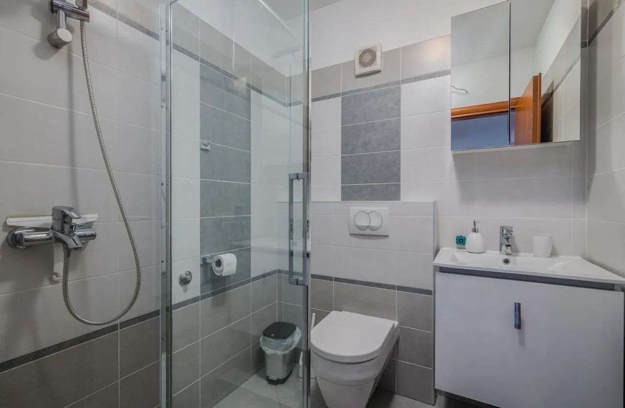 Apartment Oliver Soline  Croatia