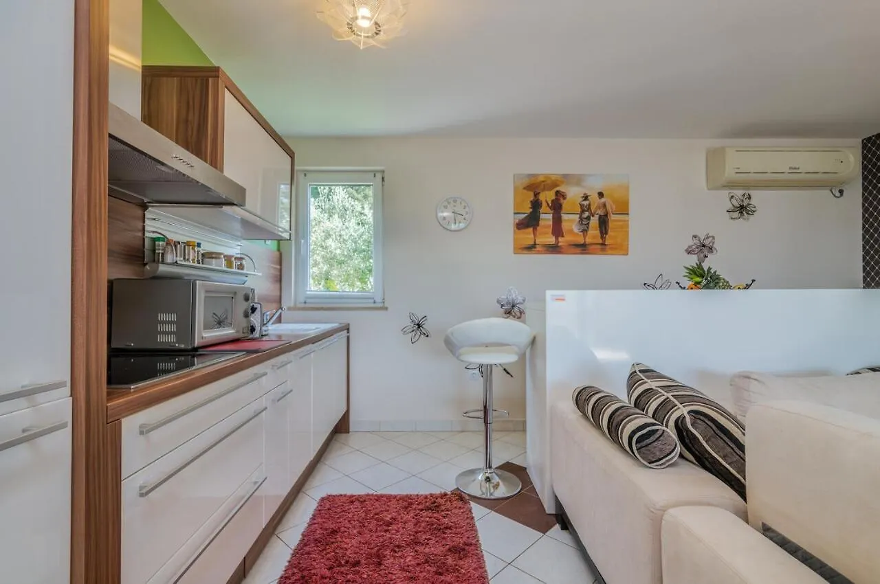 Apartment Oliver Soline